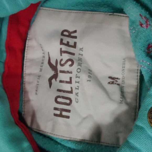 Hollister ‘48 Surfing’ teal pullover hoodie - Picture 3 of 9